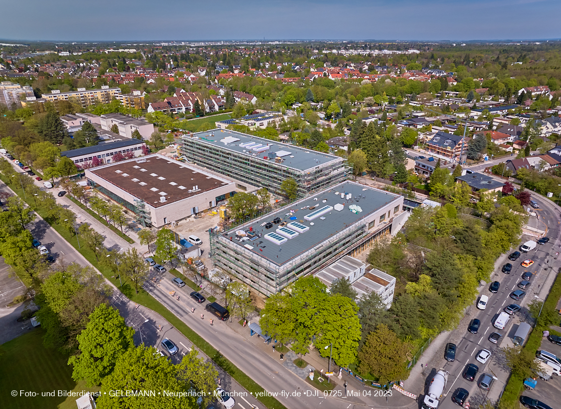 04.05.2023 - Luftbilder vom Haus für Kinder in Neuperlach
